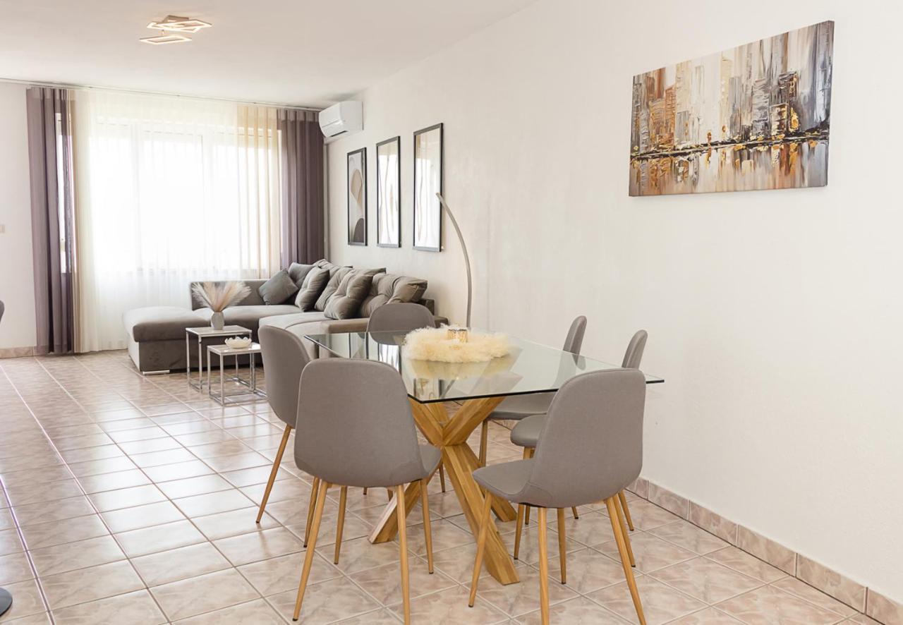 Two Identical Designer 2Bd Flats With Sea View In Balchik By Flat Mаnager Apartment ภายนอก รูปภาพ